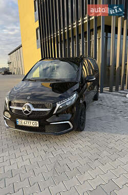 Минивэн Mercedes-Benz V-Class 2014 в 