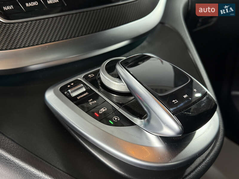 Мінівен Mercedes-Benz V-Class 2017 в Одесі фото 31 Мінівен Mercedes-Benz V-Class 2017 в Одесі