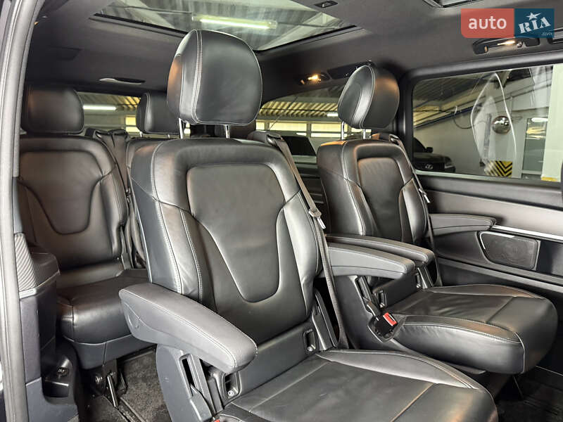 Мінівен Mercedes-Benz V-Class 2017 в Одесі фото 54 Мінівен Mercedes-Benz V-Class 2017 в Одесі