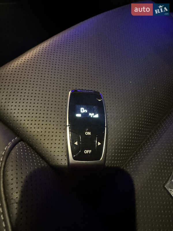 Минивэн Mercedes-Benz V-Class 2025 в Львове