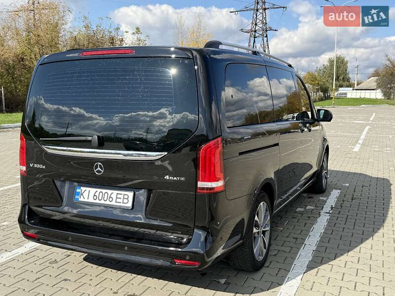Мінівен Mercedes-Benz V-Class 2023 в Чернівцях