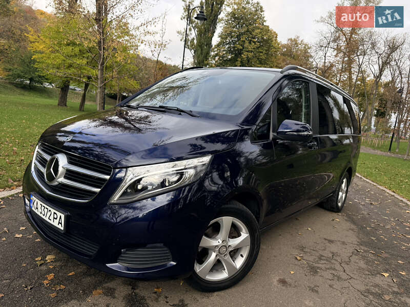 Минивэн Mercedes-Benz V-Class 2017 в Киеве
