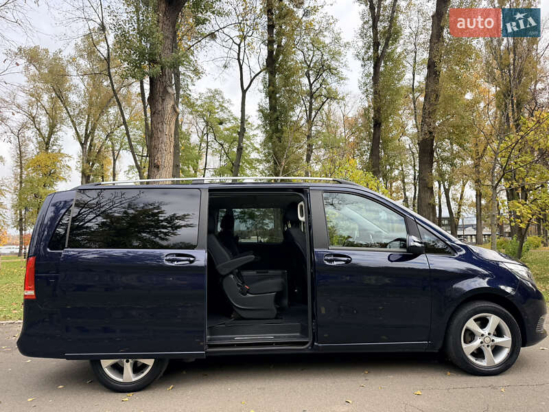 Минивэн Mercedes-Benz V-Class 2017 в Киеве