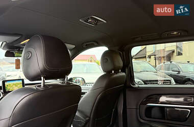 Мінівен Mercedes-Benz V-Class 2015 в  фото 48 Мінівен Mercedes-Benz V-Class 2015 в