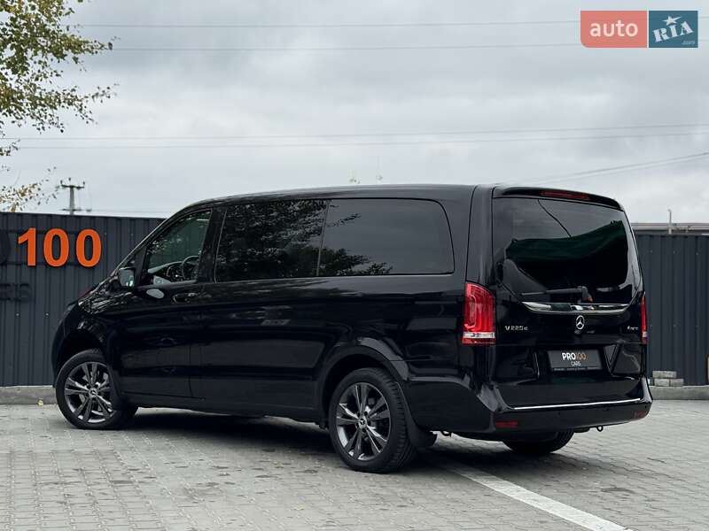 Минивэн Mercedes-Benz V-Class 2018 в Киеве