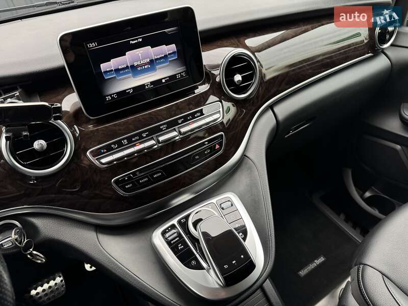 Минивэн Mercedes-Benz V-Class 2018 в Киеве