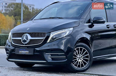 Минивэн Mercedes-Benz V-Class 2021 в  фото 3 Минивэн Mercedes-Benz V-Class 2021 в