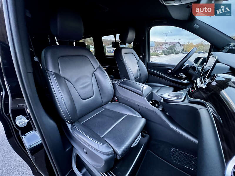 Мінівен Mercedes-Benz V-Class 2021 в Дніпрі