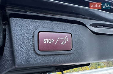 Минивэн Mercedes-Benz V-Class 2021 в  фото 25 Минивэн Mercedes-Benz V-Class 2021 в