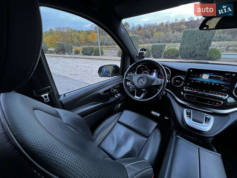 Мінівен Mercedes-Benz V-Class 2021 в Дніпрі