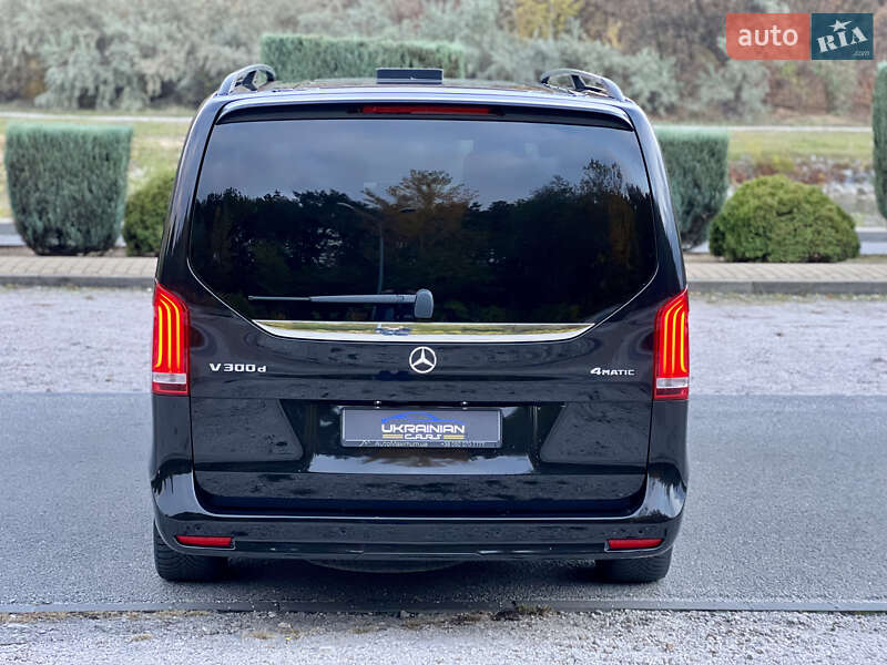 Мінівен Mercedes-Benz V-Class 2021 в Дніпрі