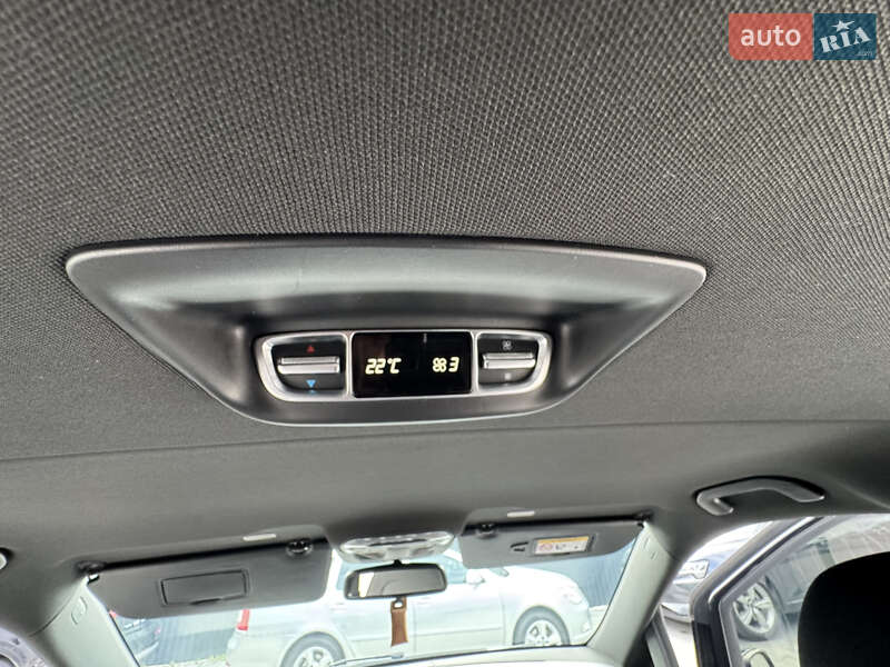 Мінівен Mercedes-Benz V-Class 2016 в Мукачевому фото 38 Мінівен Mercedes-Benz V-Class 2016 в Мукачевому