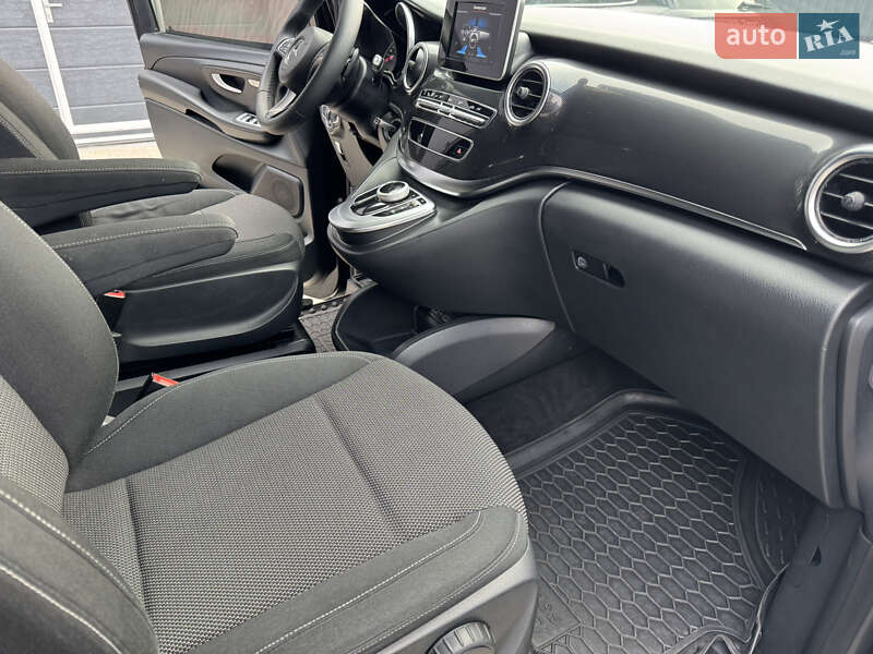 Мінівен Mercedes-Benz V-Class 2016 в Мукачевому фото 48 Мінівен Mercedes-Benz V-Class 2016 в Мукачевому
