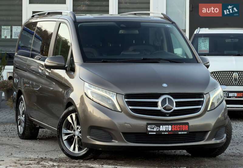 Минивэн Mercedes-Benz V-Class 2017 в Харькове фото 6 Минивэн Mercedes-Benz V-Class 2017 в Харькове