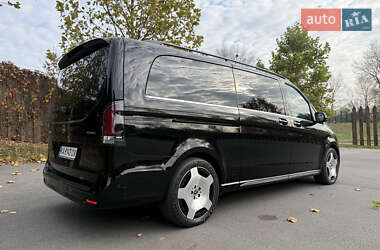 Минивэн Mercedes-Benz V-Class 2025 в Киеве