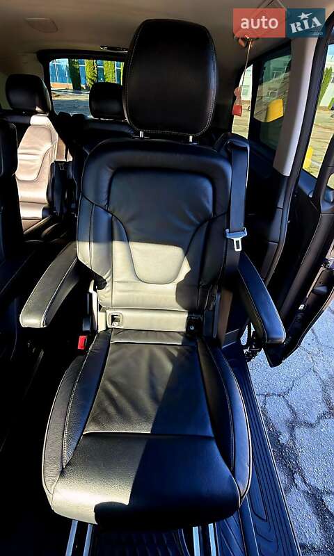 Мінівен Mercedes-Benz V-Class 2015 в Кропивницькому