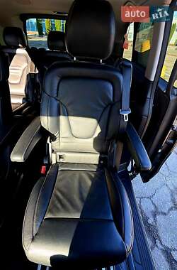 Мінівен Mercedes-Benz V-Class 2015 в 