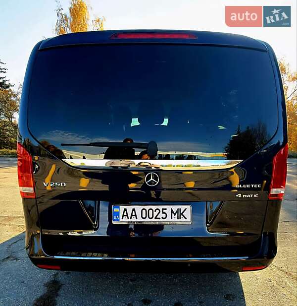 Мінівен Mercedes-Benz V-Class 2015 в Кропивницькому