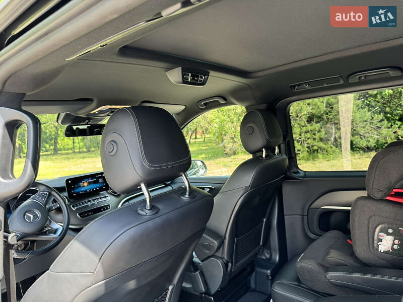 Минивэн Mercedes-Benz V-Class 2021 в Бродах