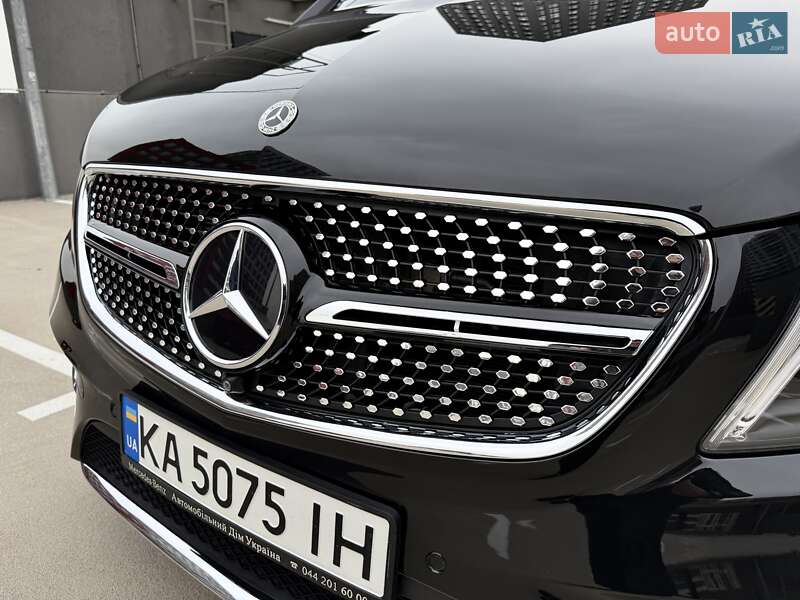 Минивэн Mercedes-Benz V-Class 2021 в Киеве