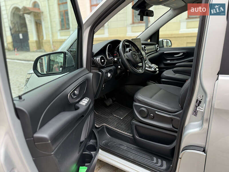 Мінівен Mercedes-Benz V-Class 2016 в Кам'янець-Подільському фото 43 Мінівен Mercedes-Benz V-Class 2016 в Кам'янець-Подільському