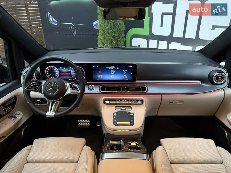 Минивэн Mercedes-Benz V-Class 2025 в Киеве