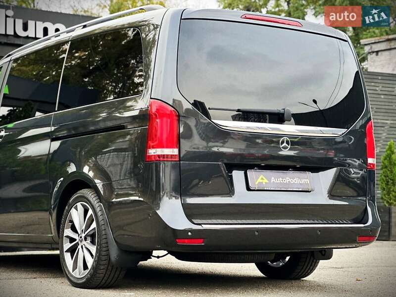Мінівен Mercedes-Benz V-Class 2019 в Києві фото 16 Мінівен Mercedes-Benz V-Class 2019 в Києві