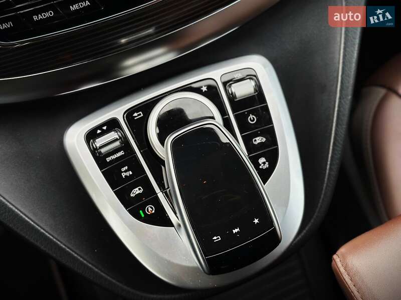 Мінівен Mercedes-Benz V-Class 2019 в Києві фото 37 Мінівен Mercedes-Benz V-Class 2019 в Києві