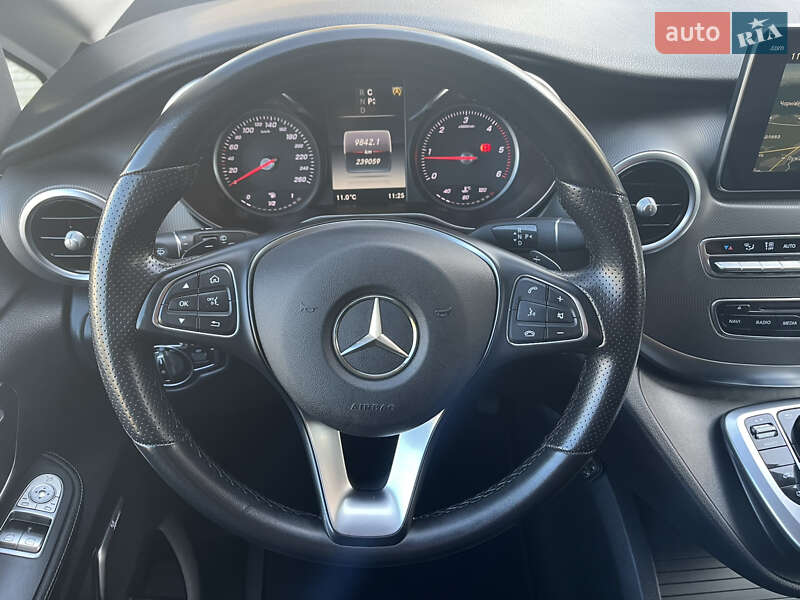 Мінівен Mercedes-Benz V-Class 2016 в Чернівцях фото 26 Мінівен Mercedes-Benz V-Class 2016 в Чернівцях