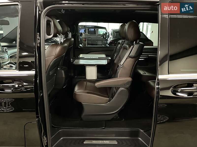 Мінівен Mercedes-Benz V-Class 2016 в Львові фото 31 Мінівен Mercedes-Benz V-Class 2016 в Львові