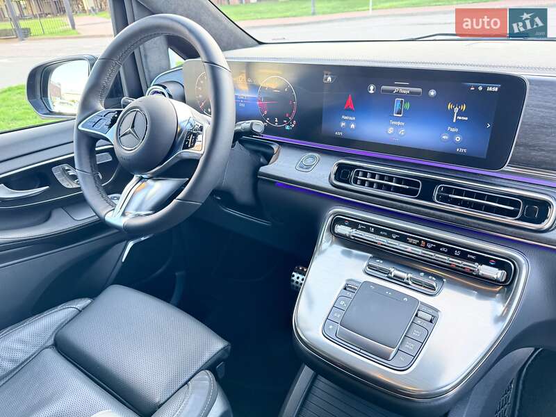 Мінівен Mercedes-Benz V-Class 2025 в Києві