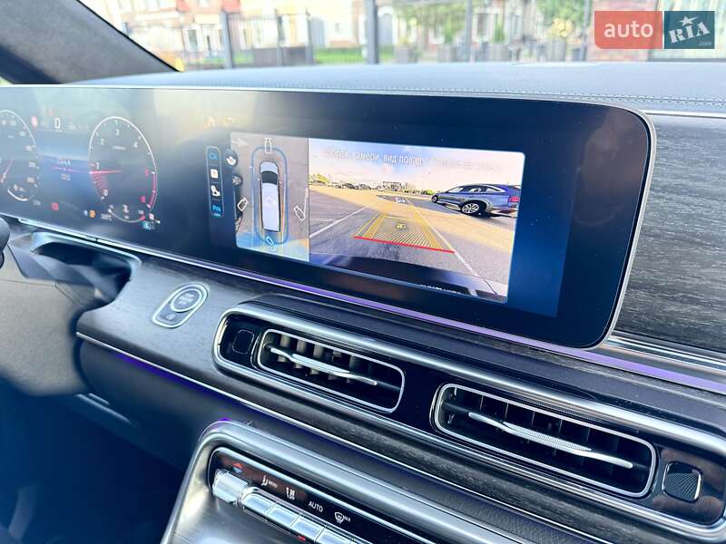 Мінівен Mercedes-Benz V-Class 2025 в Києві