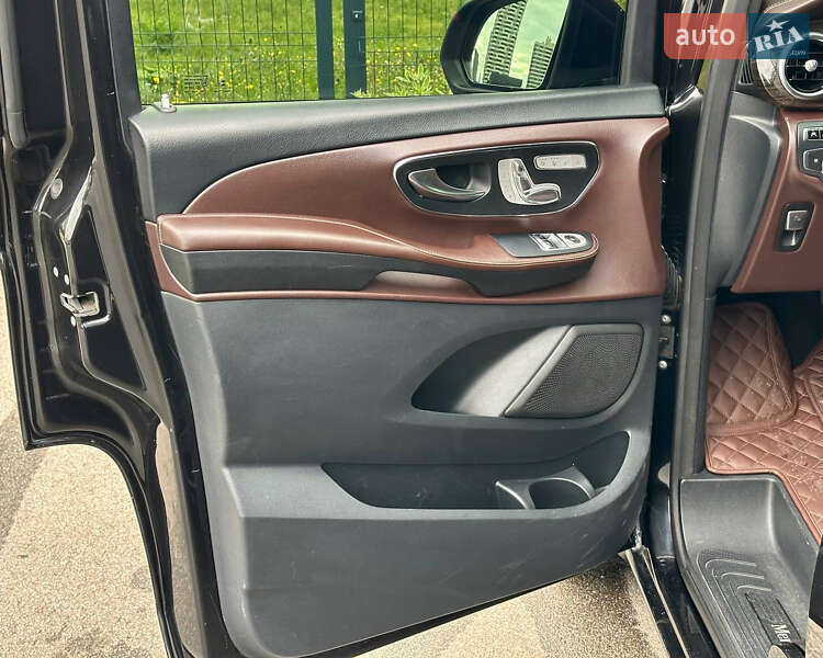 Мінівен Mercedes-Benz V-Class 2014 в Києві