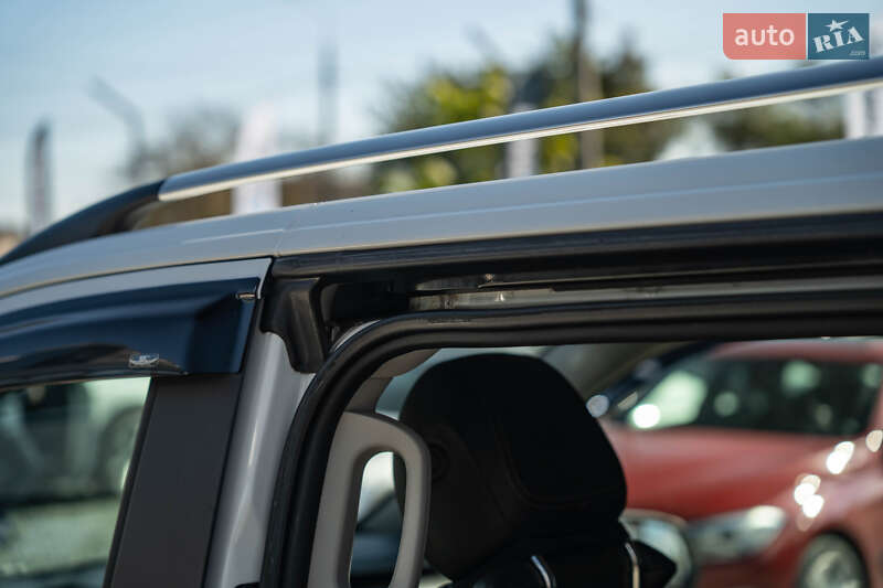 Минивэн Mercedes-Benz V-Class 2015 в Черновцах