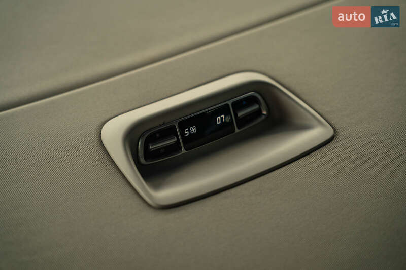 Минивэн Mercedes-Benz V-Class 2015 в Черновцах