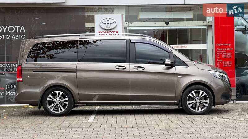Минивэн Mercedes-Benz V-Class 2015 в Ужгороде