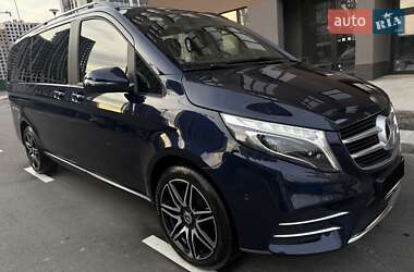 Мінівен Mercedes-Benz V-Class 2018 в Києві