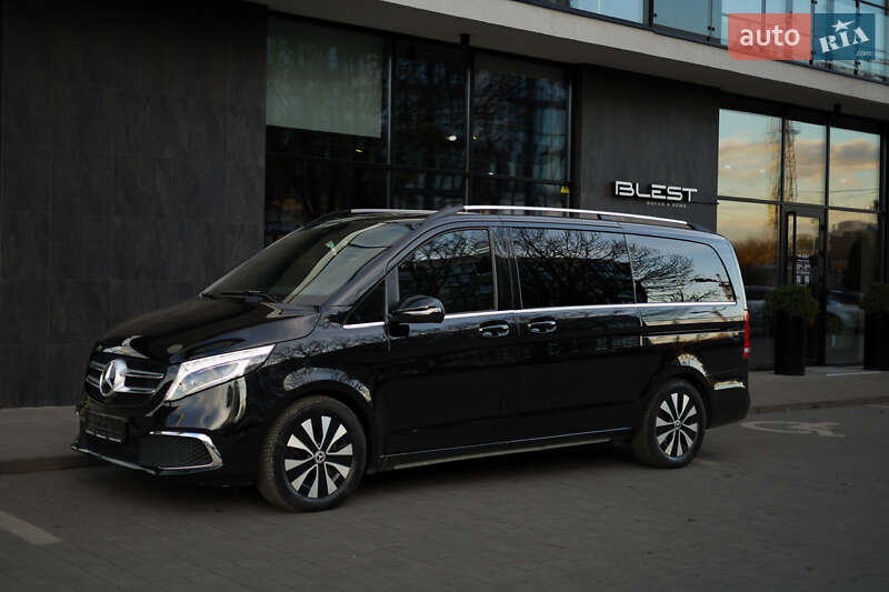 Минивэн Mercedes-Benz V-Class 2021 в Киеве