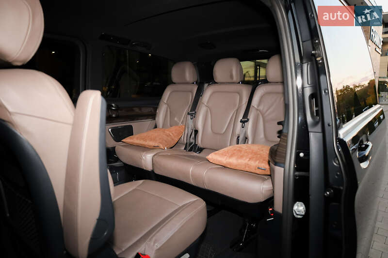 Минивэн Mercedes-Benz V-Class 2021 в Киеве