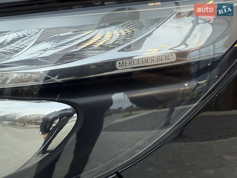 Мінівен Mercedes-Benz V-Class 2021 в Луцьку