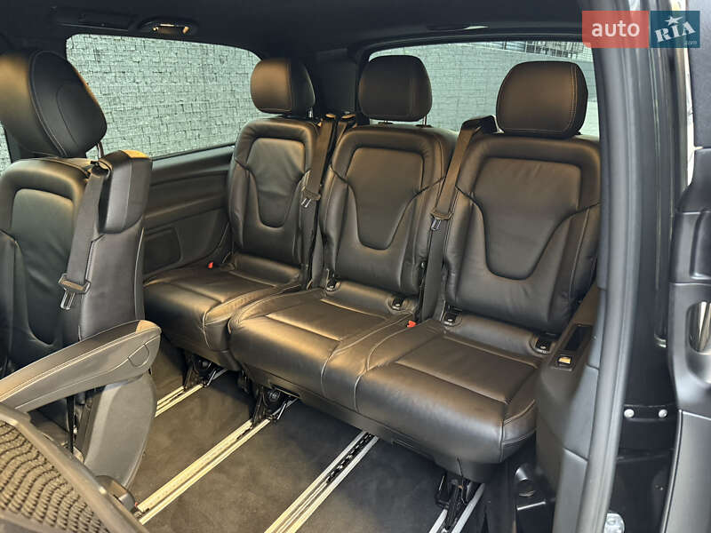 Мінівен Mercedes-Benz V-Class 2021 в Луцьку