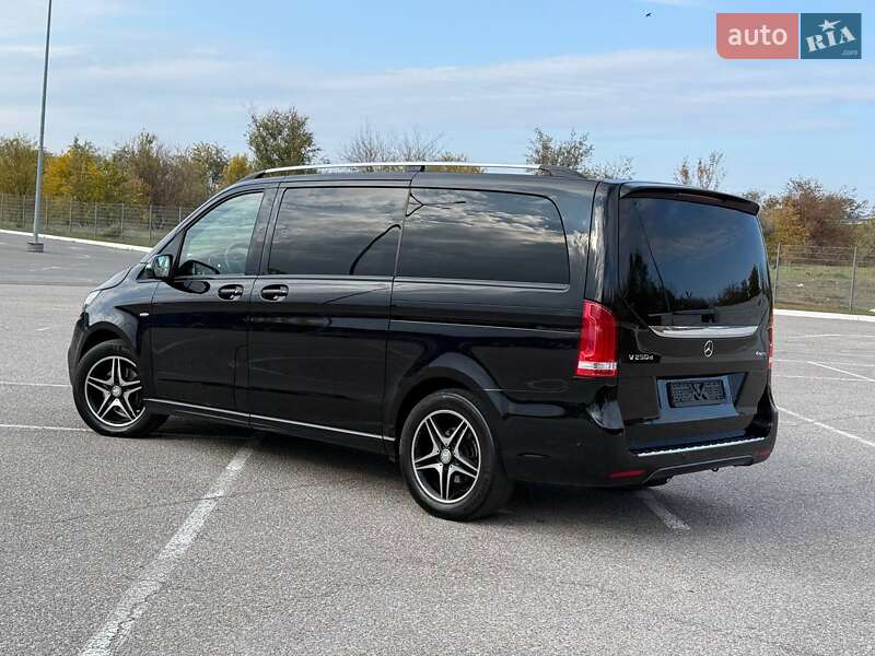 Минивэн Mercedes-Benz V-Class 2017 в Днепре фото 4 Минивэн Mercedes-Benz V-Class 2017 в Днепре