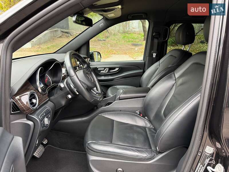 Минивэн Mercedes-Benz V-Class 2017 в Днепре фото 12 Минивэн Mercedes-Benz V-Class 2017 в Днепре