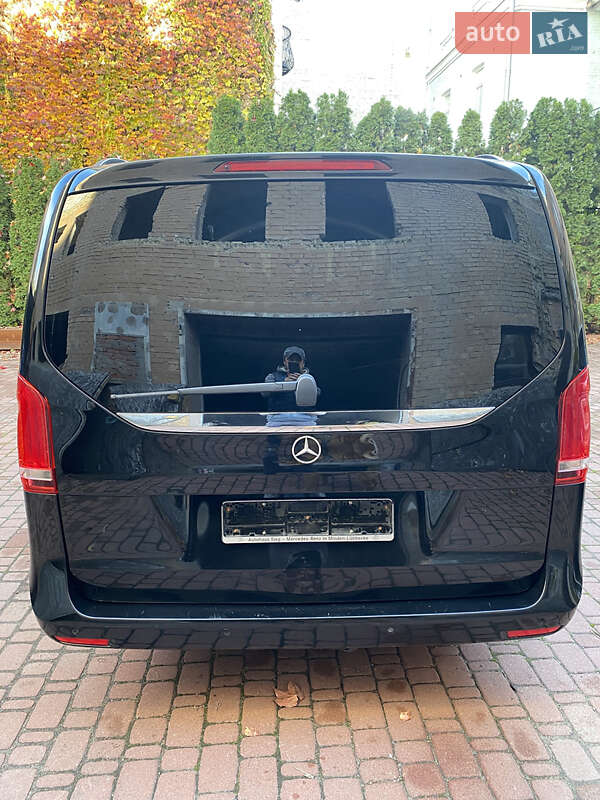 Минивэн Mercedes-Benz V-Class 2015 в Киеве
