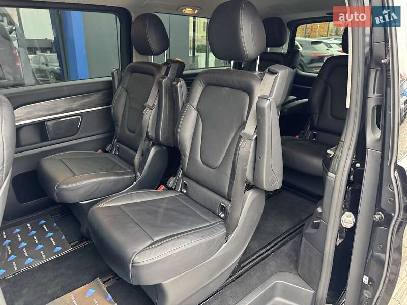 Мінівен Mercedes-Benz V-Class 2021 в Рівному