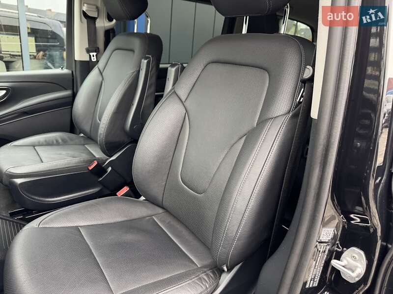 Мінівен Mercedes-Benz V-Class 2021 в Рівному