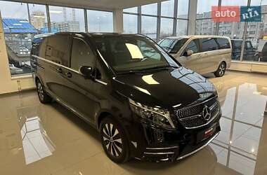Минивэн Mercedes-Benz V-Class 2023 в Киеве