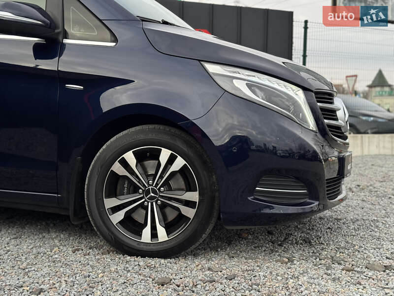 Мінівен Mercedes-Benz V-Class 2016 в Луцьку