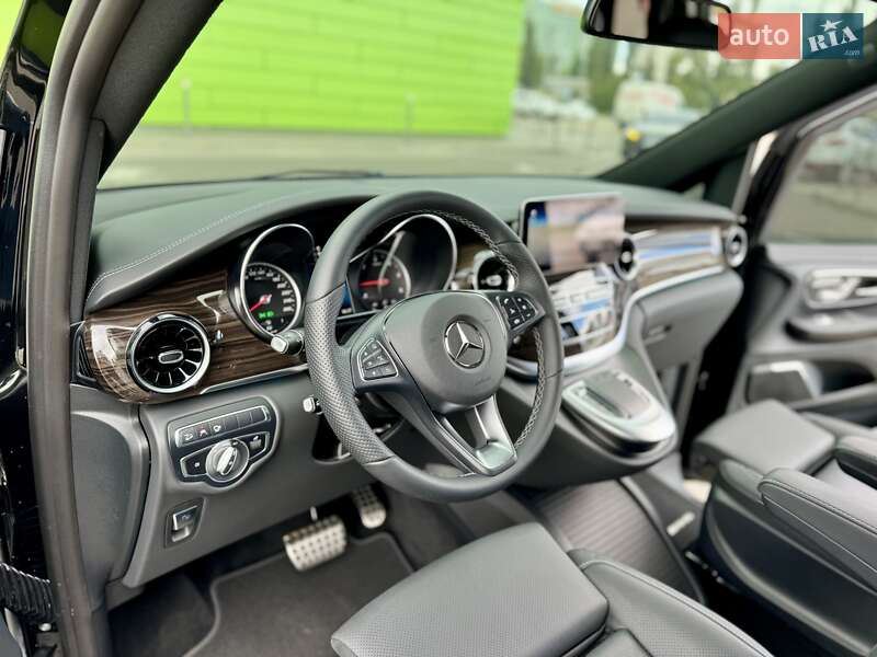 Минивэн Mercedes-Benz V-Class 2023 в Киеве фото 32 Минивэн Mercedes-Benz V-Class 2023 в Киеве