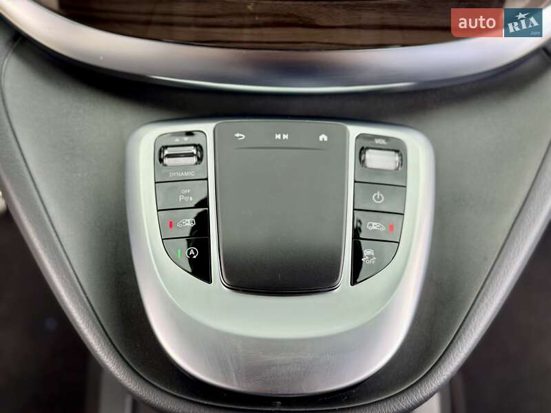 Минивэн Mercedes-Benz V-Class 2023 в Киеве фото 59 Минивэн Mercedes-Benz V-Class 2023 в Киеве